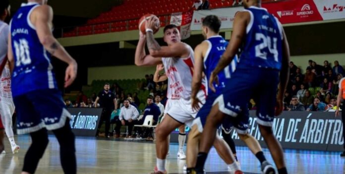 El Tatengue Riachuelo Basketball Game