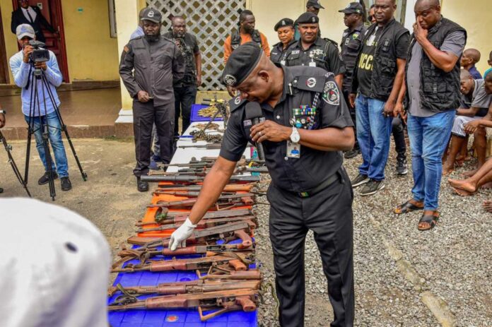 Nigerian Police Arrest Theft Incident