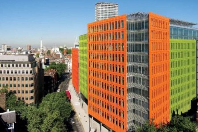 Uk Newspaper Building In London