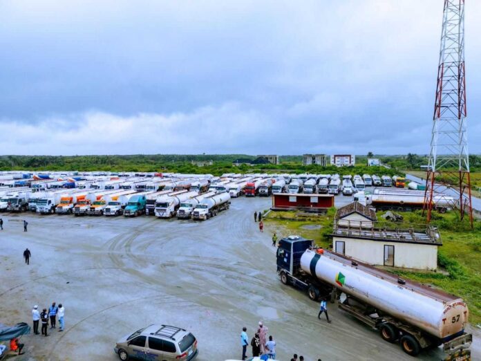 Dangote Refinery And Tanker Drivers Protest
