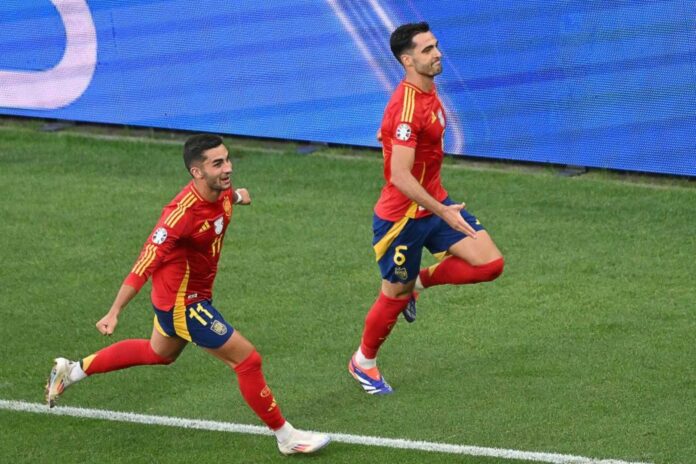 Mikel Merino Scoring Goal For Spain