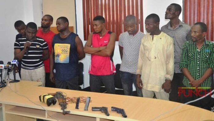 Dss Operatives Arrest Gang Members
