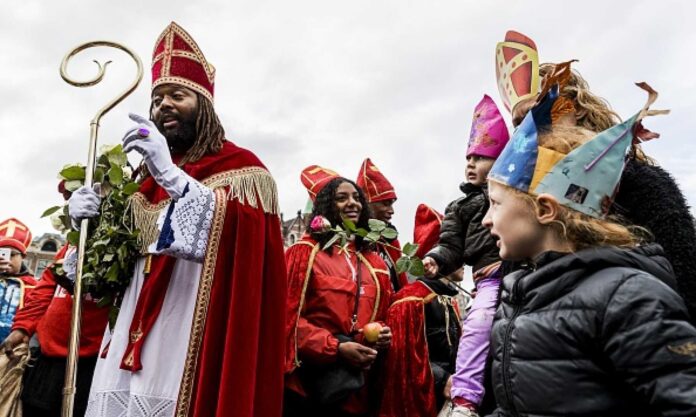 Nigerian Christians Celebrating Christmas