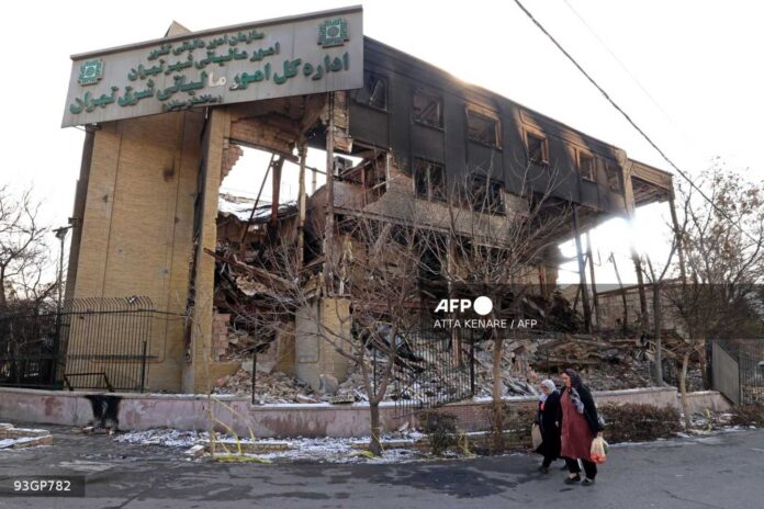 Isis Detainees Transferring From Syria To Iraq