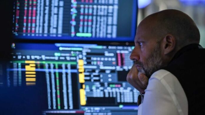 Us Stock Market Investment Analysts