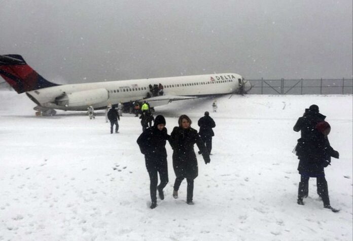Air Canada Express Plane Crash Laguardia Airport