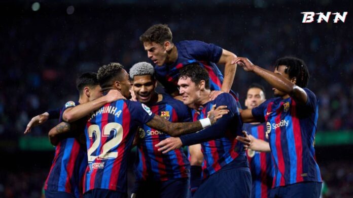 Barcelona Players Celebrating La Liga Lead