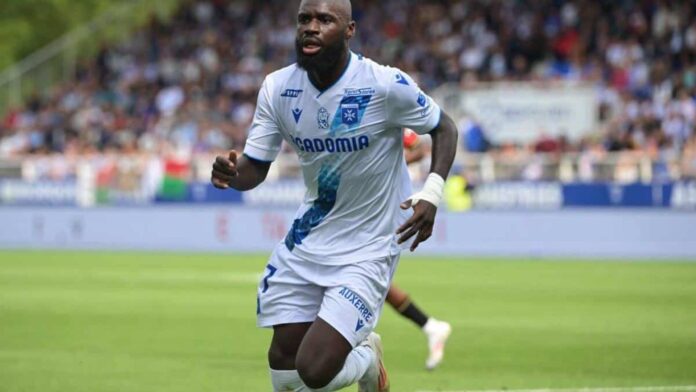 Lassine Sinayoko Aj Auxerre Football Match