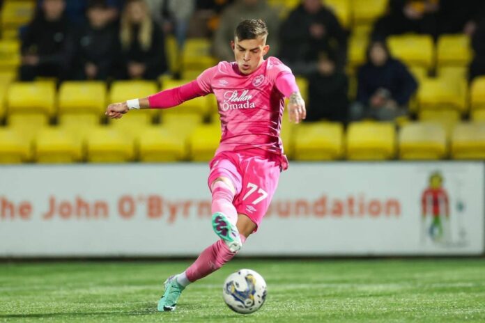 Lawrence Shankland Header Hearts Livingston Snow Match