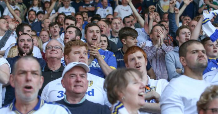 Leeds United Fans Protesting Fa Cup Semi Final Date Delay