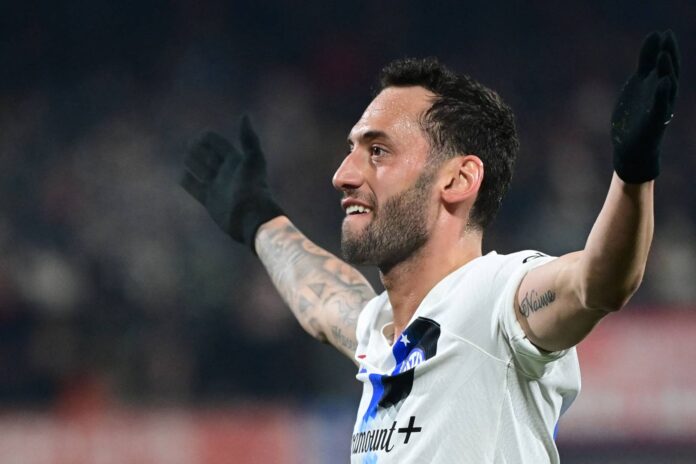 Nico Paz And Hakan Calhanoglu In Serie A Match