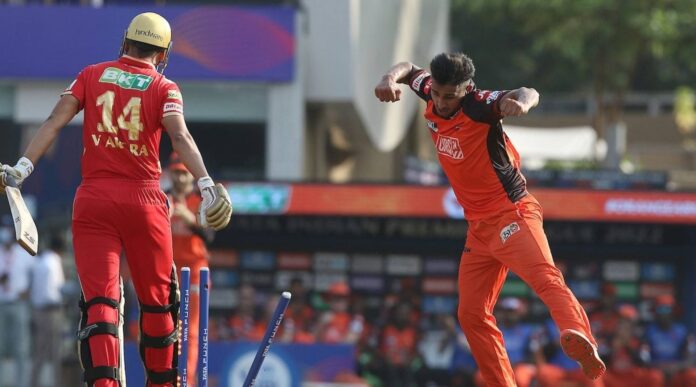 Praful Hinge Ipl Debut Triple Wicket Over