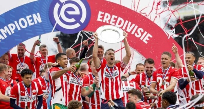 Psv Players Celebrating Eredivisie Title Win