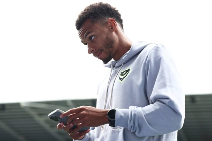 Referee Josh Smith Red Card Portsmouth Oxford